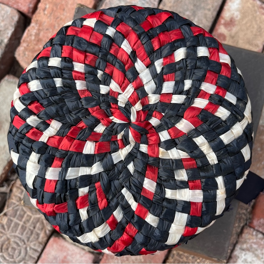 Quaker Maid vintage Americana style netted hat - Picture 3 of 6